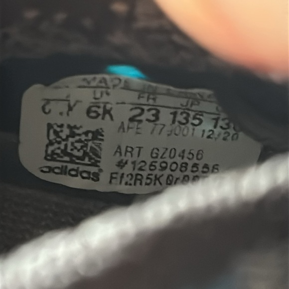 Yeezy Boost 380 Infants 'Covellite sz 6-1/2 nwot - Picture 7 of 7